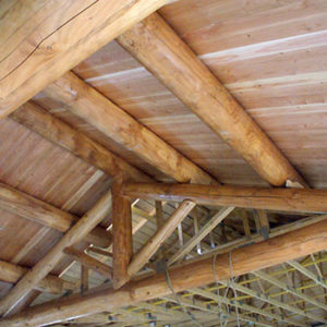 Nos savoirs-faire charpente bois rond